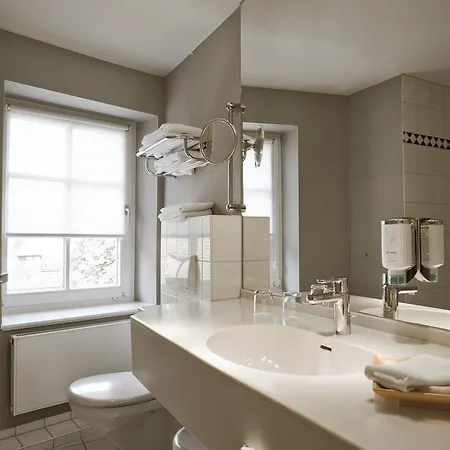 Отель Dormero Bergstroem Линебург